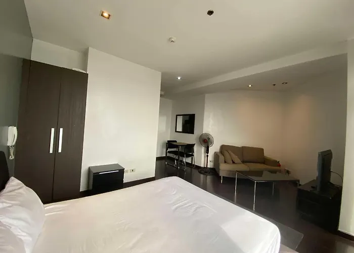 Calape Gramercy Unit Aparthotel